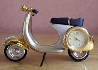 Illustration for article titled Arizona Oppo advice needed and random Vespa musings.